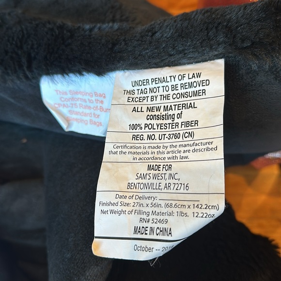 Penguin Sleeping bag soft velvet fabric with side zip for kids. - Picture 13 of 13